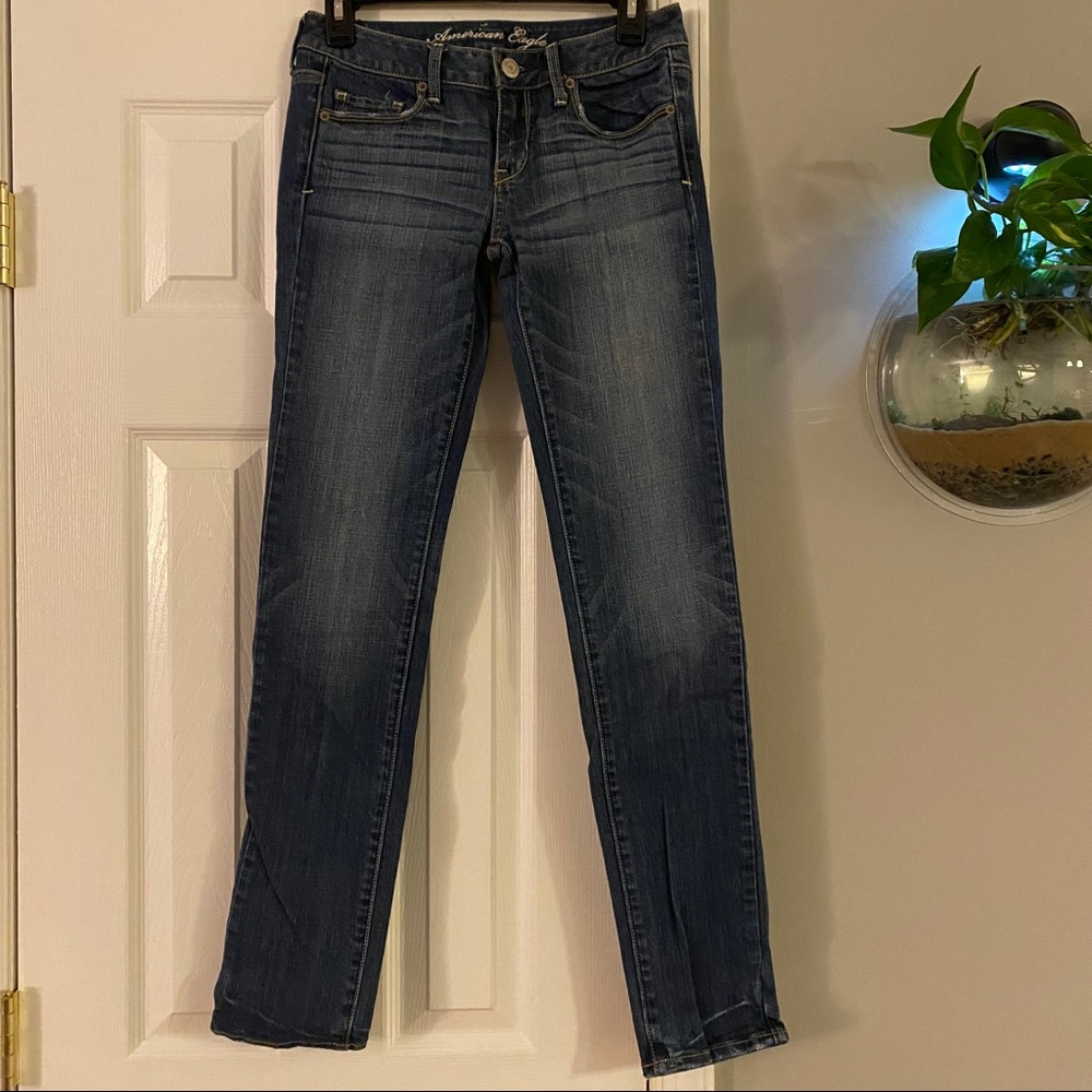American Eagle AEO Medium Light Wash Blue Denim Skinny Jeans Low Rise Size 2